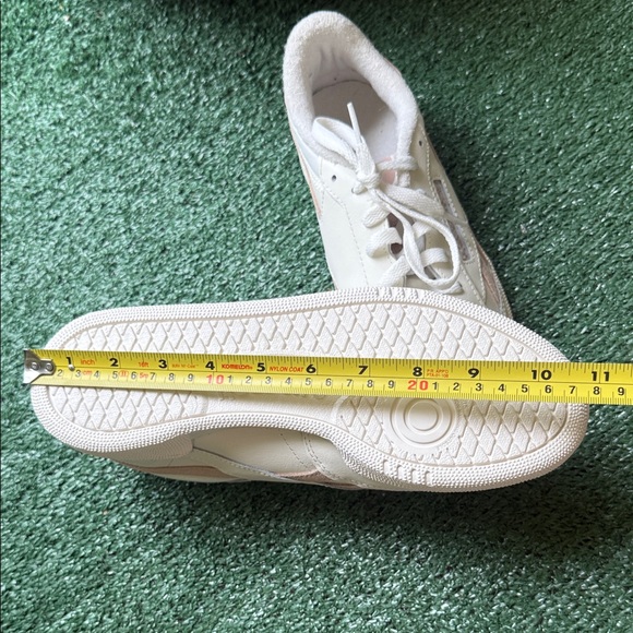 Reebok Women's Cream and Pink Sneakers - Picture 9 of 10